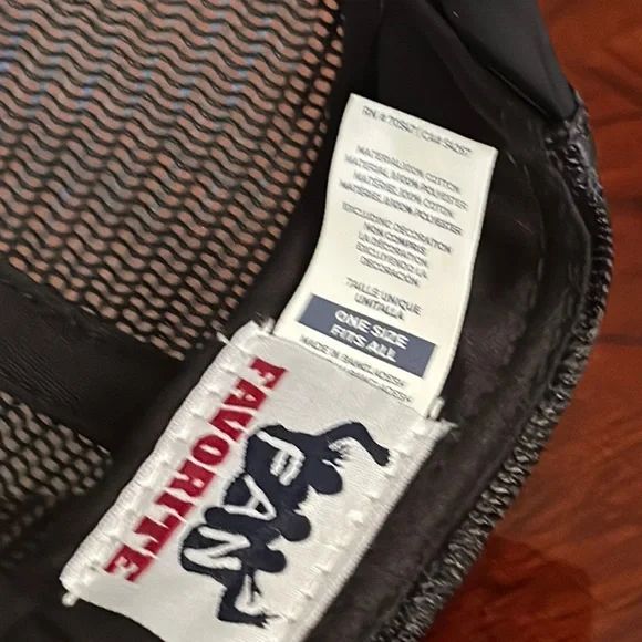 Fan Favorite *NWT* Men’s MLB Los Angeles Dodgers Baseball Trucker Hat - Picture 6 of 6